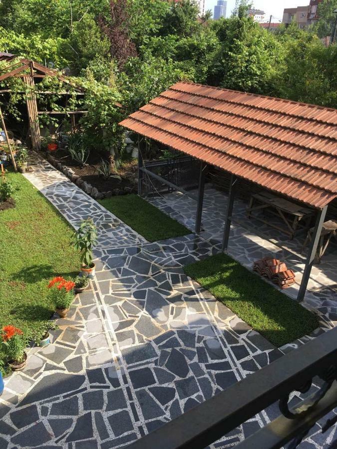 Apartments Komakhidze 68 Батумі Екстер'єр фото